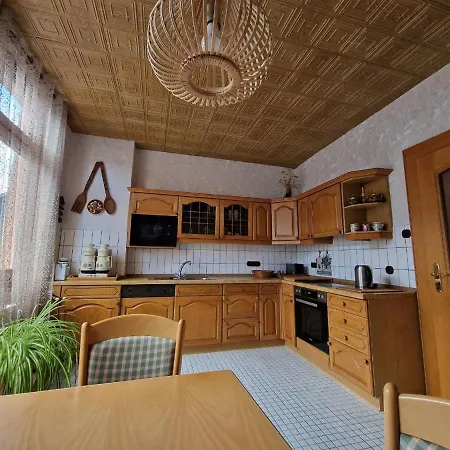 Winzervilla * Ediger-Eller