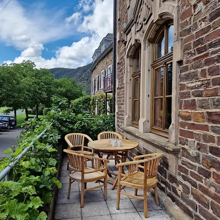 Апартаменты Winzervilla Эдигер-Эллер