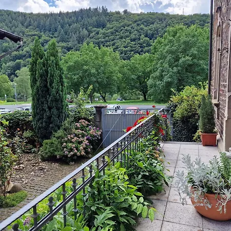 Winzervilla Apartment Ediger-Eller