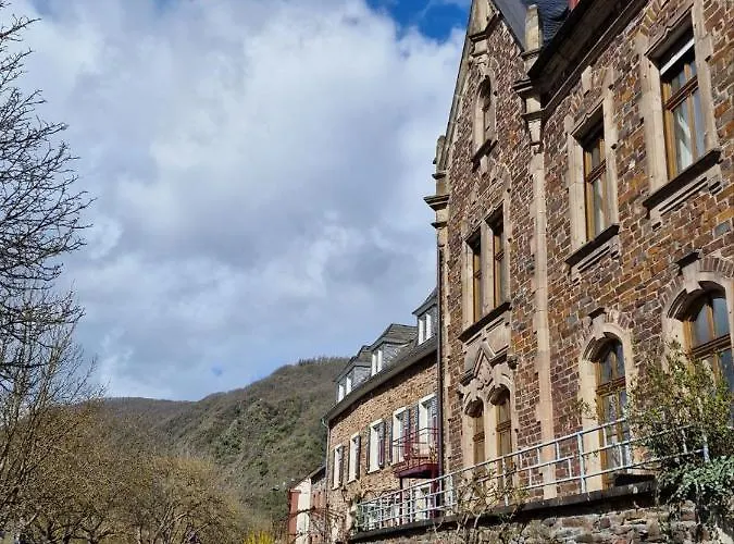 Winzervilla * Эдигер-Эллер