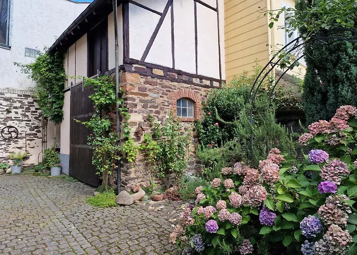 Winzervilla Ediger-Eller